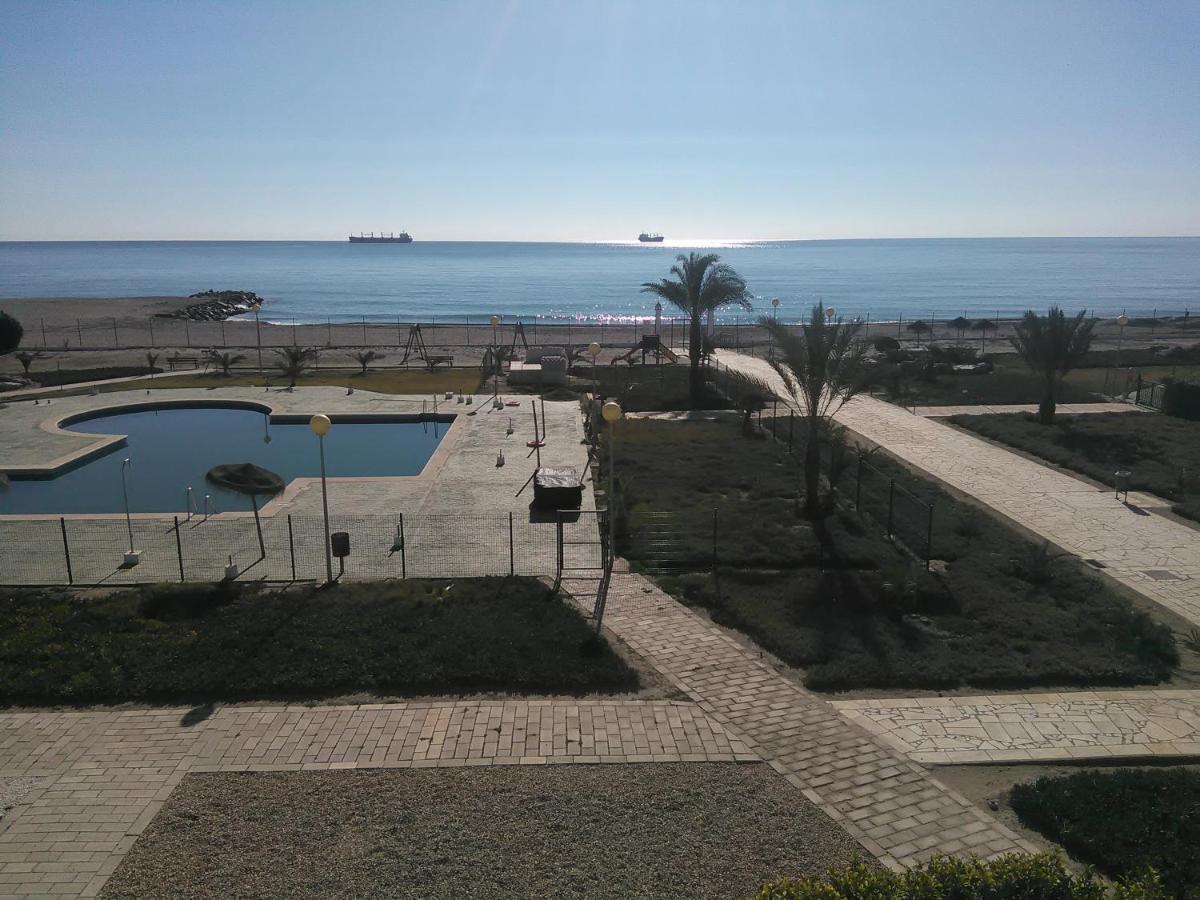 Vista Al Mar Apartment Вера Екстериор снимка