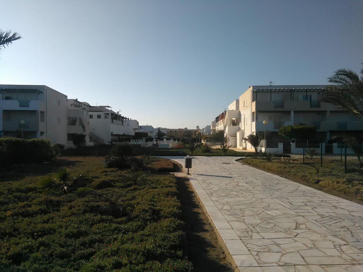 Vista Al Mar Apartment Вера Екстериор снимка