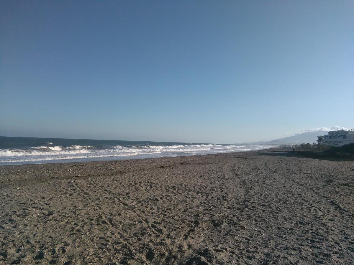 Vista Al Mar Apartment Вера Екстериор снимка